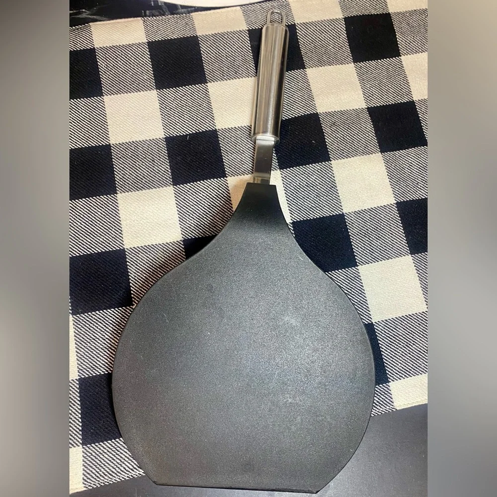 Priavera durable spatula